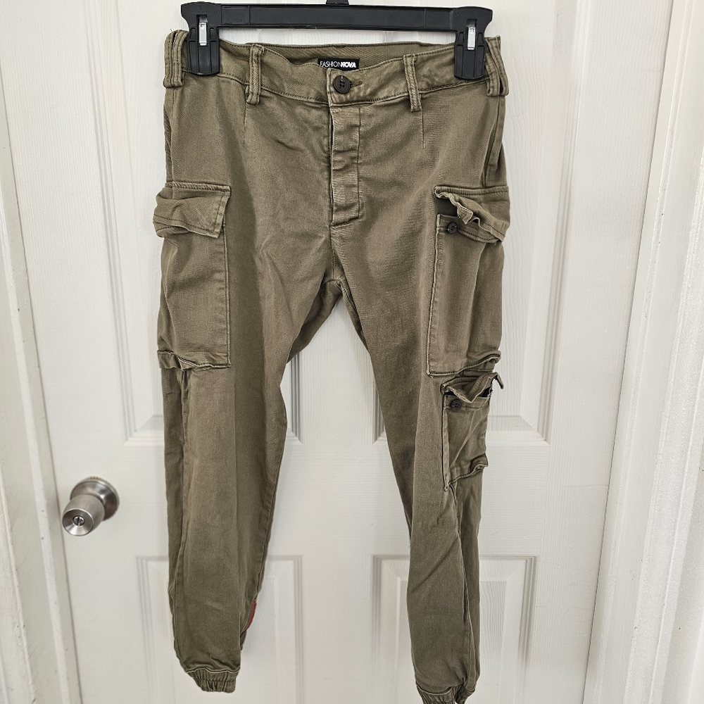 Fashion Nova Skinny Cargo Pants Size M Women's Color Olive Green Stretch